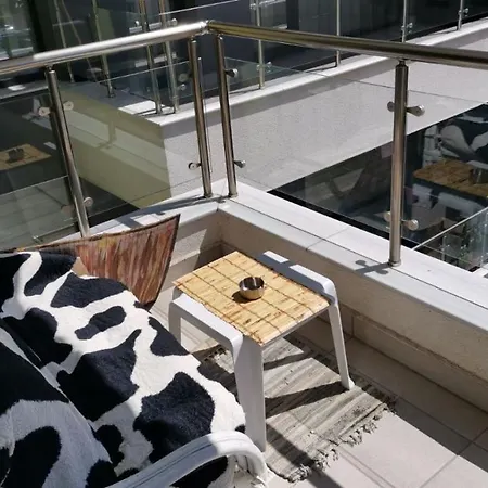 Green House - Cosy Apartment Burgas